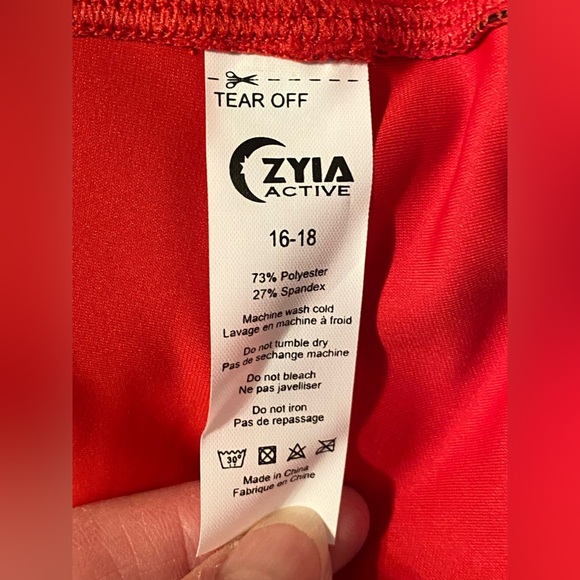 Zyia active scarlet curves pocket light n tight 7/8 24” ( 16-18) NWT - Picture 2 of 9